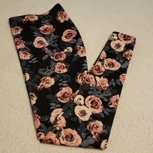 Forever 21 leggins Stretchy Size XS.